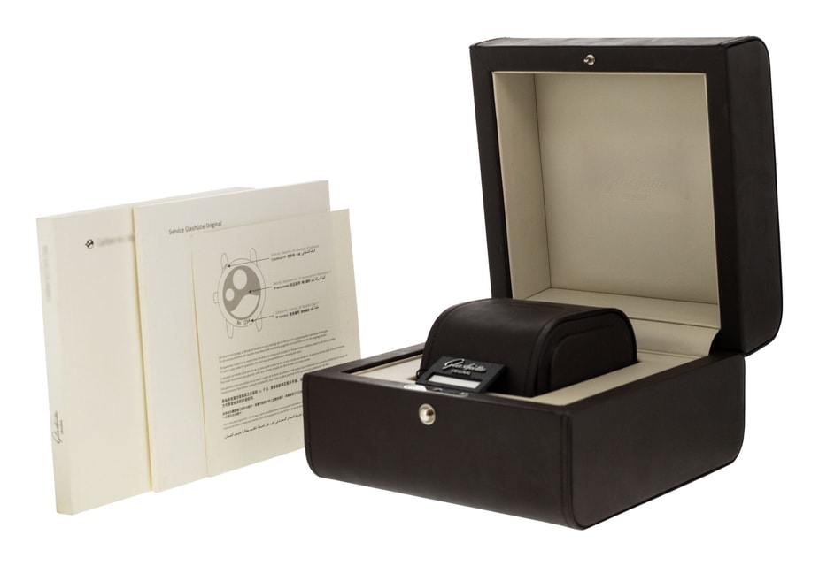 Glashutte Original PanoMaticInverse 1-66-06-04-22-05 Image 5